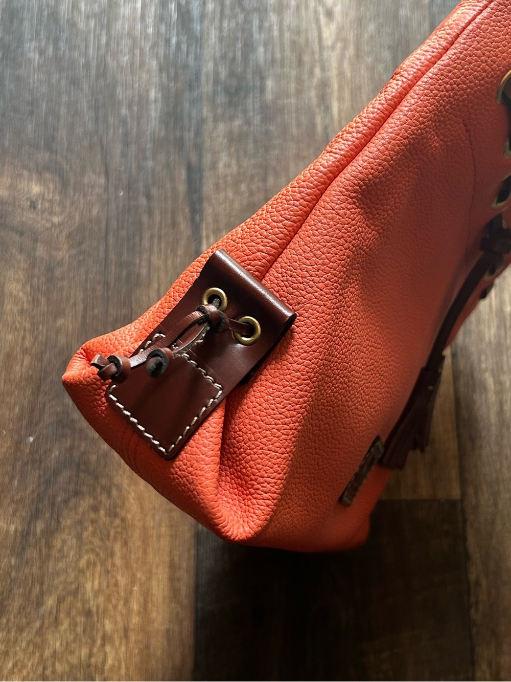 Pebble Grain Leather Tote - Picture 4 of 8